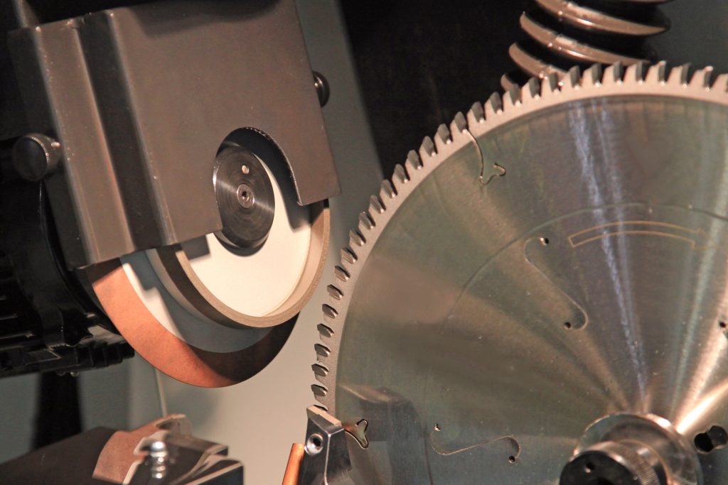 Industrial Cutting Blades and Systems | Intertech Precision